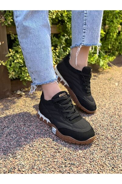 LABRONA حذاء رياضي نسائي للمشي بنعل ملون ورباط