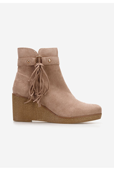 B T Shoes Khaki kotníkové boty na klínku Allura