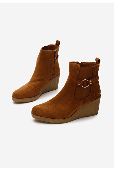 B T Shoes Hnedé kotníkové boty na klínku Larimar