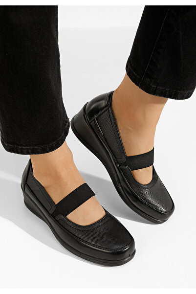 B T Shoes Černé baleriny na klínku Niomi