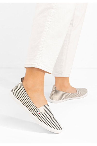 B T Shoes Černé dámské espadrilky Brandusa