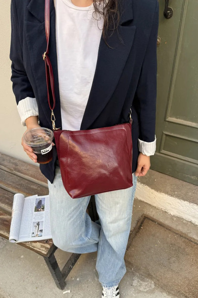 LEONAS Жіноча сумка через плече з замшевими деталями ST0016