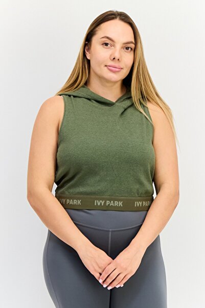 Ivy Park بلوزة رياضية قصيرة بغطاء للرأس للنساء، لون زيتوني