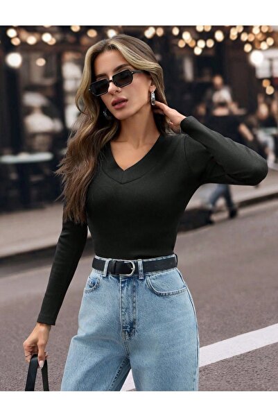 Te&Te Bluză neagră pentru femei cu decolteu în V tricotaj cu striații