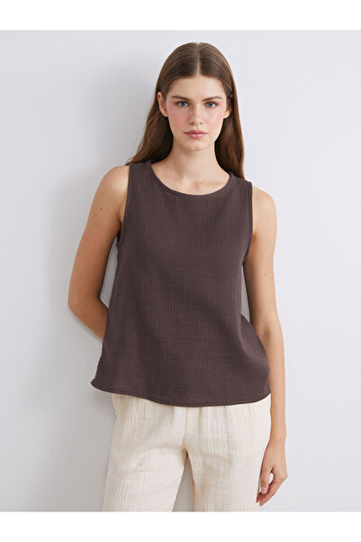 LC Waikiki Brown Crew Neck Textured Muslin Blouse