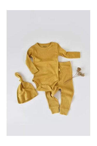 BabyCosy Set 3 piese: body cu mânecă lungă, pantaloni lungi și șapcă din bumbac și modal - Saffron, Ba