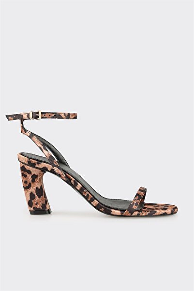 Elle Shoes Kahve Hayvan Desenli Kadın Günlük Sandalet