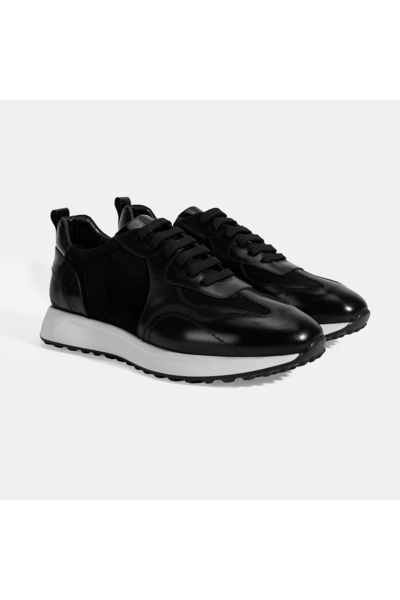 Desa حذاء رياضي جلدي أسود اللون للرجال