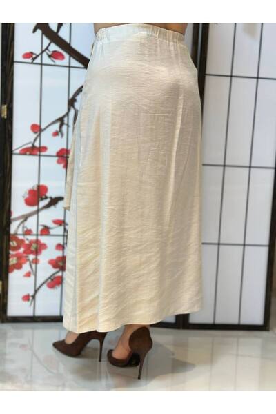 mardi exclusive Women's Plus Size Midi Skirt with Accessory Detail and Elastic Waist, Oilcloth