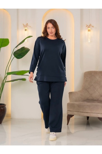 FUERTE XL Plus Size Sweatshirt with Button Detail on the Sides