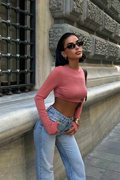 World Fashion Trends 2418 PUDRA Mikina s krátkým střihem a kulatým výstřihem