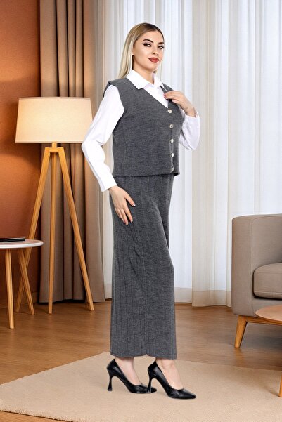 Sena Women's Knitwear Pleated Skirt Vest Set