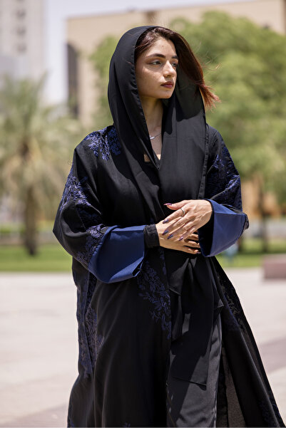 FASHIONLINE Elegance V-Open Neck Full Embroidered with Black