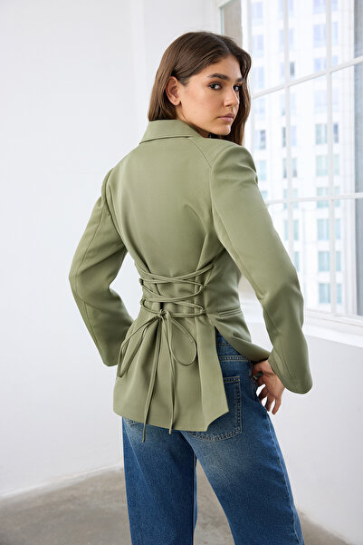 Trendyol Collection Light Khaki Fitted/Waist-Fitted Woven Blazer Jacket with Tie Detail on the Back Twoaw26Bc00032