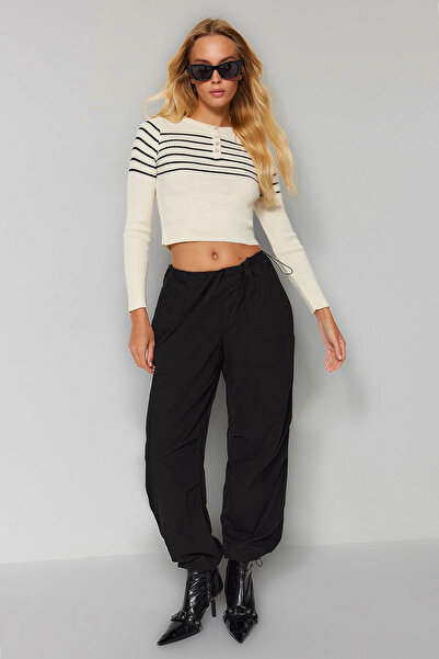 Trendyol Collection Pulover tricot cu dungi Stone Crop TWOAW24KZ01201