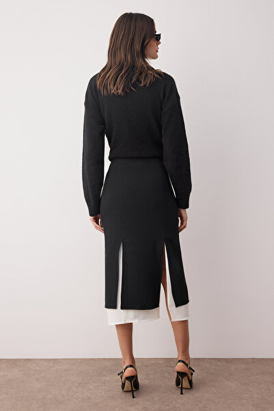 Trendyol Collection Black and White Slit Pencil Midi Crepe Skirt Twoaw26Et00016