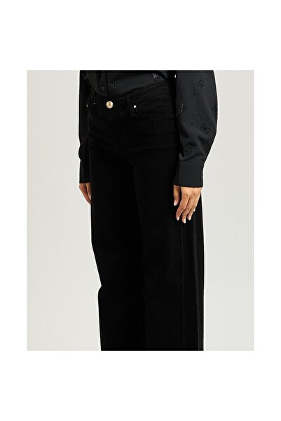 Guess ΣΕΞΥ ΠΑΛΑΖ