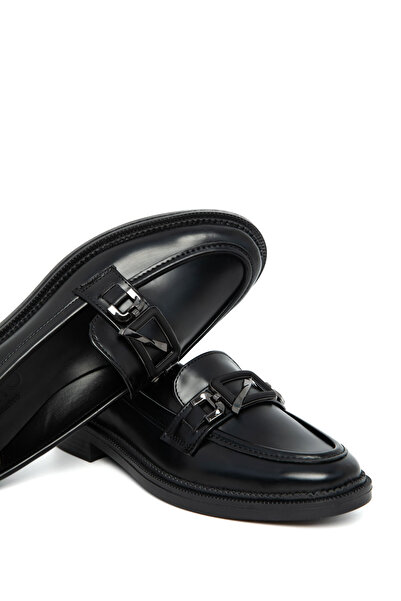 SOHO Черни дамски мокасини 21095