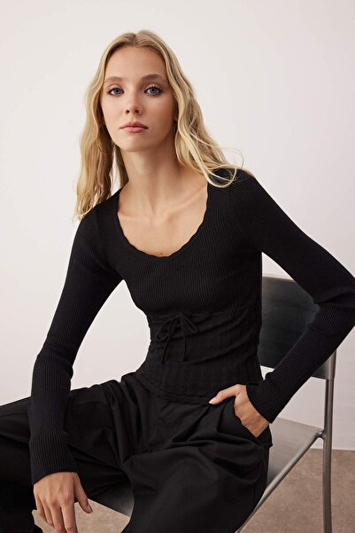 Trendyol Collection Black Premium Yarn/Special Yarn Knitwear Sweater Twoaw26Kz00215