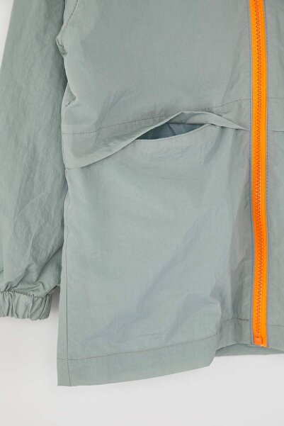 TRENDYOLKIDS Mint Solid/Basic Hooded Relaxed/Casual Fit Unisex Kids Raincoat & Windbreaker Tkdaw26Yr00002