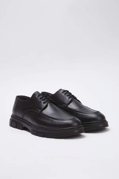 TRENDYOL SHOES Schwarze klassische Herrenschuhe mit Schnürung TAKAW26KA00001