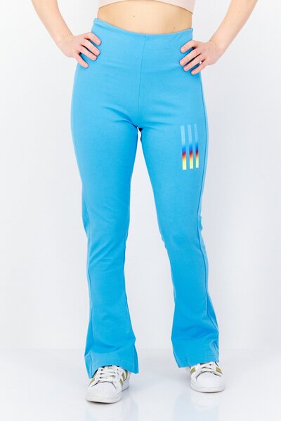 adidas بنطال رياضي نسائي ضيق للتمرين بقصّة واسعة، أزرق سماوي