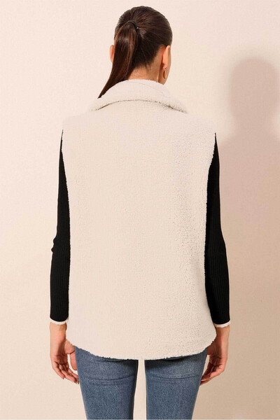 Bigdart Plush White Women's Vest 6793