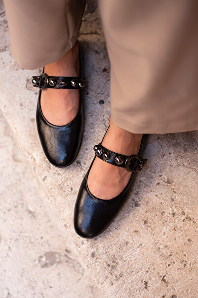 DESPİNA Γυναικεία παπούτσια μπαλαρίνας LILE με μαύρες χάντρες με λεπτομέρειες...