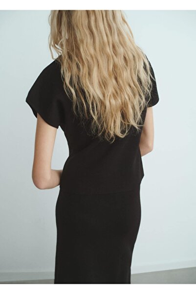 MANGO Woman Dar kesim ince triko kazak