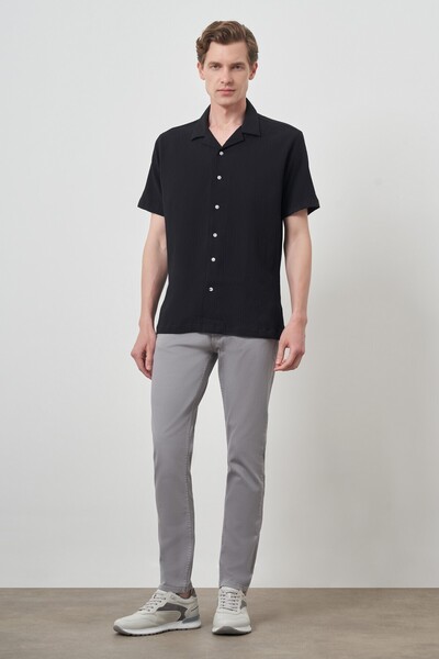 Morven Men's Black Apache Collar Short Sleeve Shirt