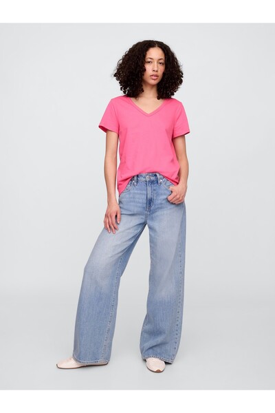 GAP Kadın Pembe V Yaka T-Shirt