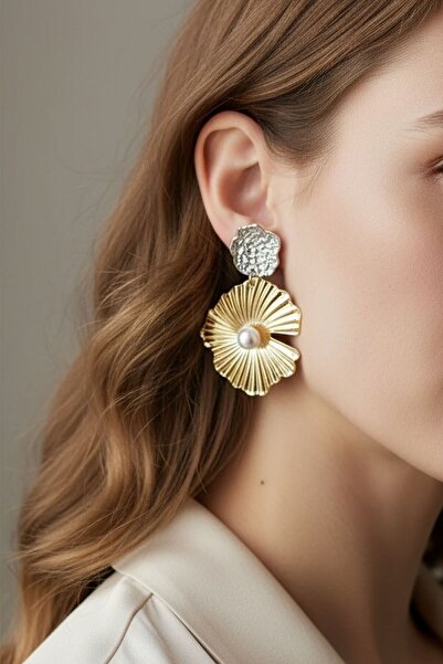 COSİTA Gold Silver Pearl Detailed Wavy Look Big Trend Earrings