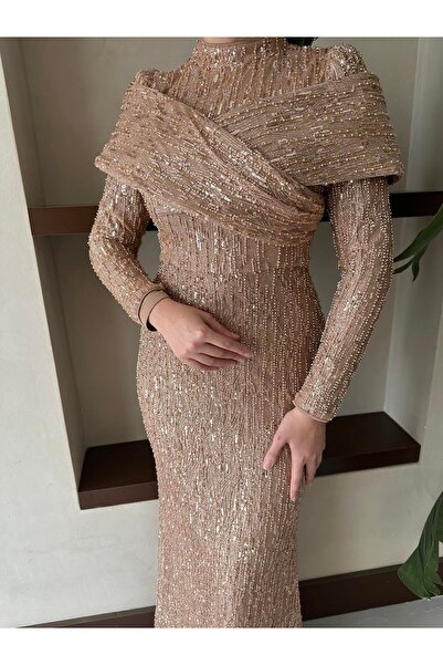 MERVE TESETTÜR Pullu Ve İncili Tasarım Abiye