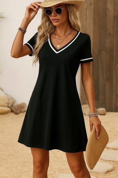 Bupel فستان فيسكوز قصير بياقة على شكل حرف V وأكمام قصيرة للنساء