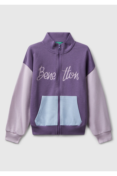 United Colors of Benetton Girl's Purple-Blue Zippered Stand Collar Sweatshirt with Logo Embroidery on the Front and Pockets
