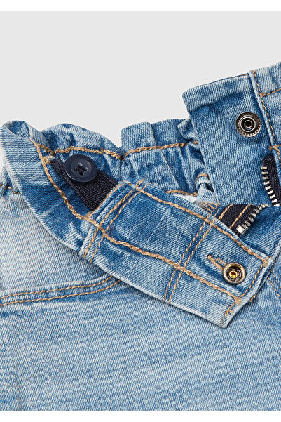 United Colors of Benetton Kız Çocuk Açık Denim Logolu Taş Yıkama Beli Lastikli Streç Denim Şort