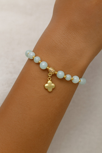 LOVELOTUS سوار من حجر السايتي الطبيعي باللون الأزرق المائي مع تفاصيل من الذهب...