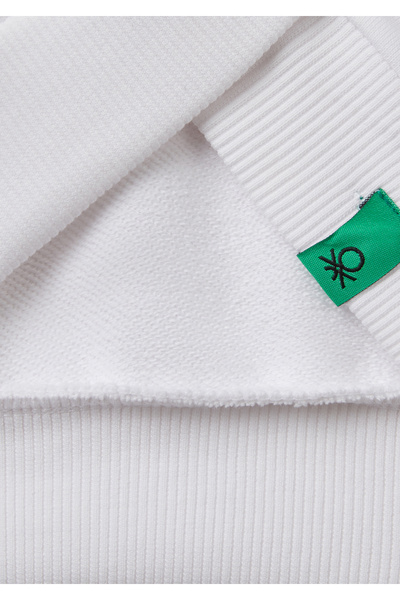 United Colors of Benetton Hanorac alb pentru băiat, cu etichetă cu imprimeuă Rolling Stones, cu guler rotund