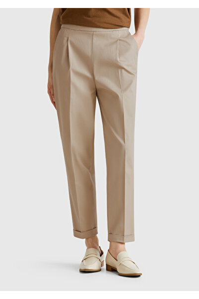 United Colors of Benetton Kadın Bej Streç Pamuklu Arka Beli Lastikli Cepli Pantolon