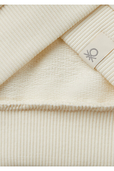 United Colors of Benetton Boy's Ecru Marvel Hero Printed Label Logo Hooded Sweatshirt