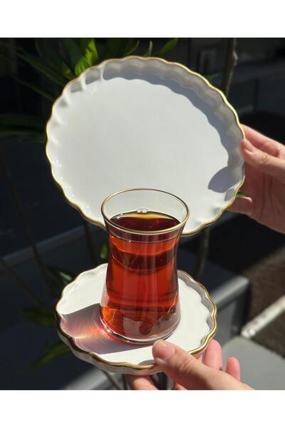 Onedekor 18 Piece Modern Daisy Cake Tea Time Set