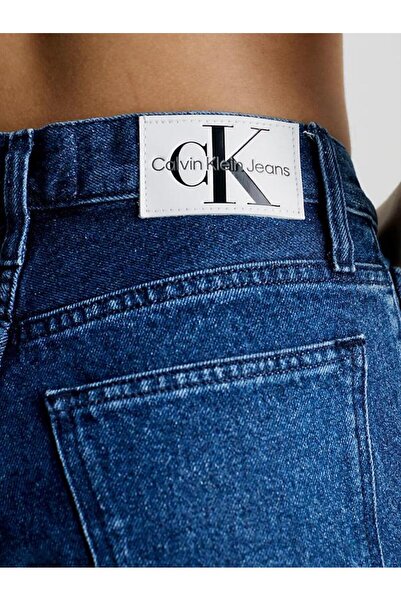 Calvin Klein MOM JEAN