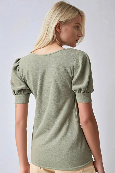 hazelin Γυναικεία πλεκτή μπλούζα με τετράγωνο γιακά σε πράσινο χρώμα HZL22W-BD104091