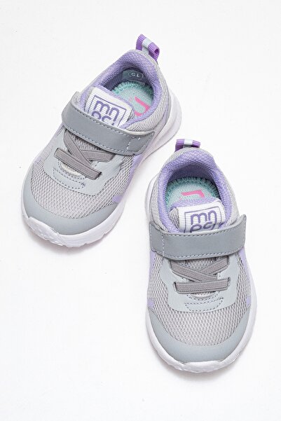 mnpc Girl's Gray Sneakers