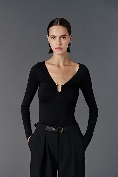 VATKALI Μακρυμάνικη μπλούζα με βαθύ λαιμόκοψη σε σχήμα V