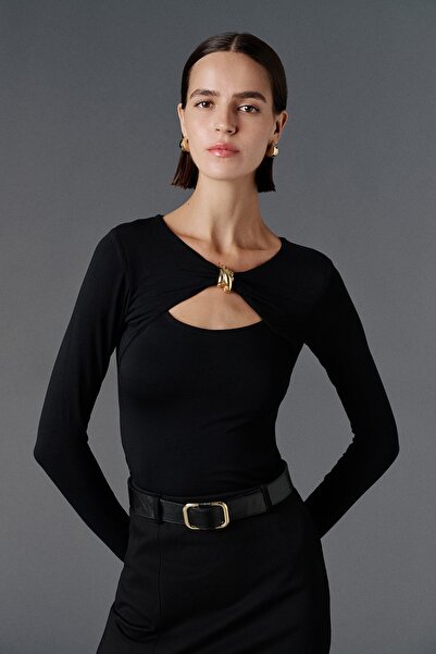 VATKALI Cut Out detaylı bluz - Premium Edition