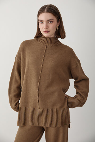 JASTE Women's Mink Oversize Turtleneck Knitwear Sweater & Elastic Waist Pants Set