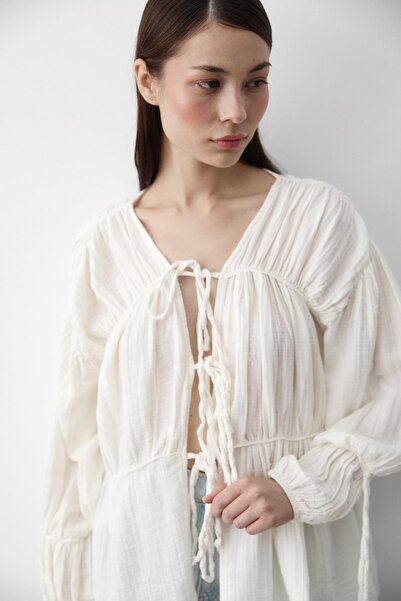 Laluvia Λευκό πουκάμισο μουσελίνας από 100% βαμβάκι με ελαστική μανίκια