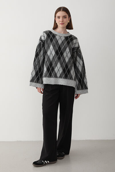 JASTE Women's Gray Oversize Argyle Patterned Knitwear Sweater