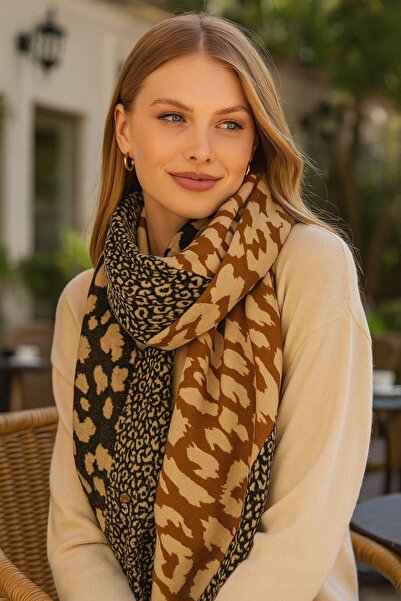 Axesoire 13955 Μπεζ σάλι με μοτίβο λεοπάρ